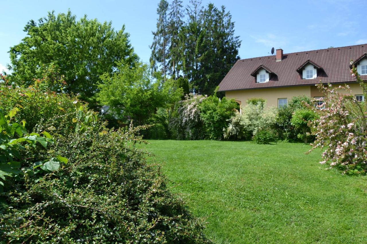Gaestehaus Reingruber Ried im Traunkreis Exterior photo